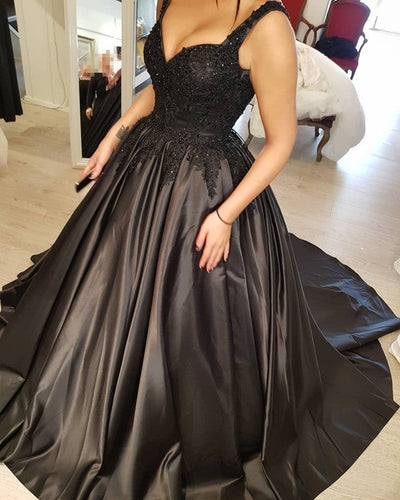 Black Sweetheart Quinceanera Dresses