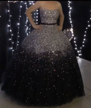 Load image into Gallery viewer, Sparkly Beaded Sweetheart Ball Gowns Prom Dresses
