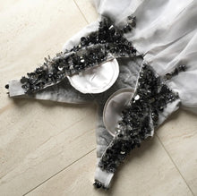 Load image into Gallery viewer, Sparkly Sequins Beaded V-neck Tulle Prom Short Dresses
