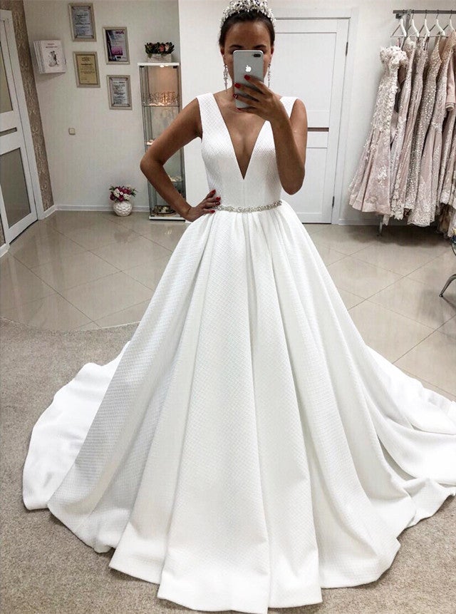 Square Lace Embroidery V-neck Satin Wedding Dresses Crystal Beaded Sashes Square Lace Embroidery V-neck Satin Wedding Dresses Crystal Beaded Sashes