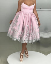 Load image into Gallery viewer, Strapless Bodice Corset Satin With Lace Homecoming Dresses
