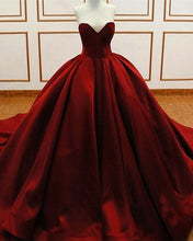 Load image into Gallery viewer, couture-ballgowns
