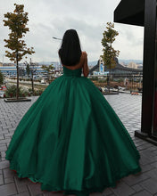 Load image into Gallery viewer, Emerald-Green-Wedding-Gowns
