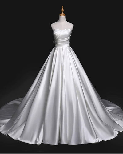 Sweetheart Ball Gown Wedding Dress With Bow-alinanova