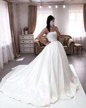 Load image into Gallery viewer, Corset Wedding Dress Satin Ball Gown
