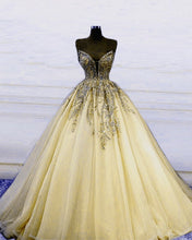 Load image into Gallery viewer, Tulle Ball Gown Prom Dresses Beaded V Neck
