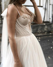 Load image into Gallery viewer, Sweetheart Corset Wedding Tulle Dress
