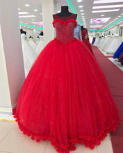 Load image into Gallery viewer, Tulle Scoop Neck Crystal Beaded Bodice Ball Gowns Flower Wedding Dresses
