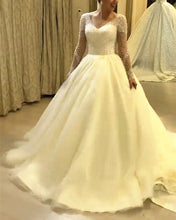 Load image into Gallery viewer, Princess Wedding Dress Ball Gown Bling Bling

