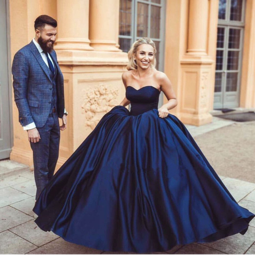 navy blue wedding dress Velvet Sweetheart Ball Gowns Satin Wedding Dresses