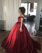 Load image into Gallery viewer, Velvet-Wedding-Dresses-Wine-Red-Ball-Gowns
