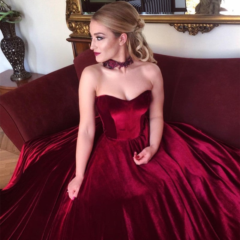red velvet bridal dress Velvet Wedding Dresses Sweetheart Corset Ball Gown