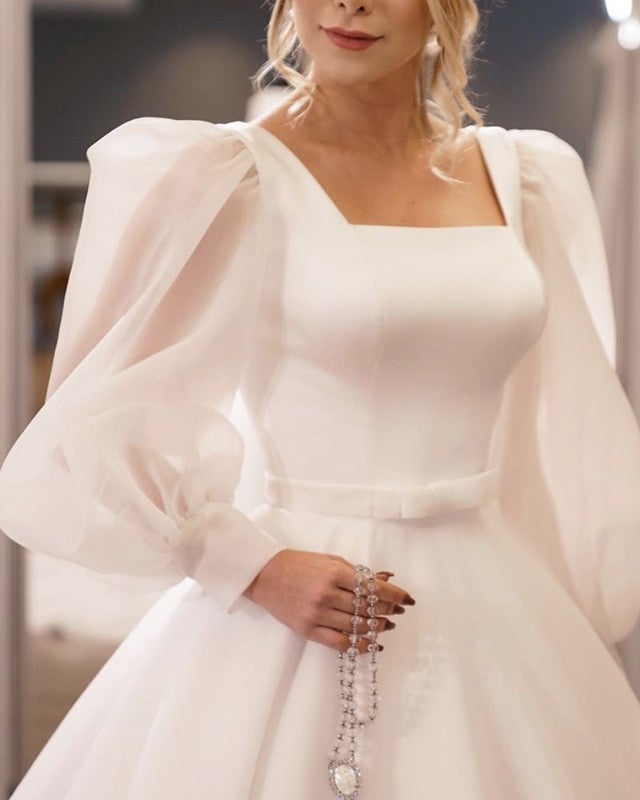 Vintage 1980s Style Wedding Dress Puffy Sleeves alinanova