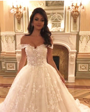 Load image into Gallery viewer, Vintage A Line Off Shoulder Royal Train Lace Wedding Dresses
