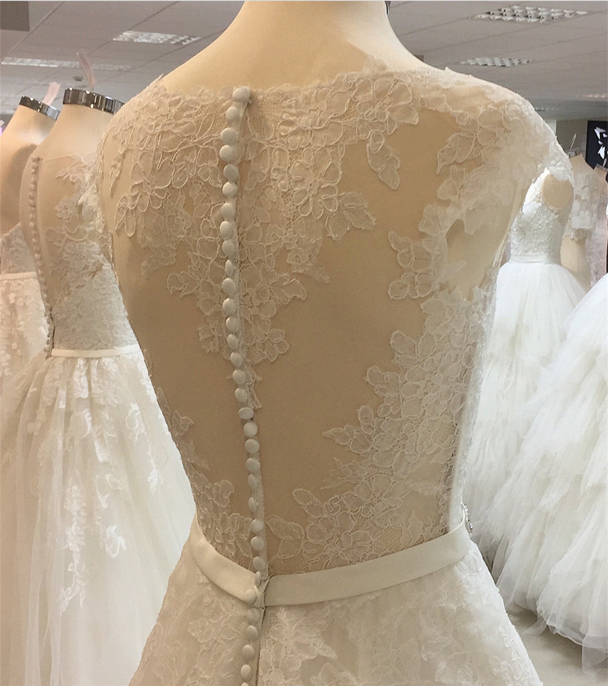 Vintage A-Line Cap Sleeves Crystal Beaded Sashes Wedding Lace Dresses Vintage A-line Cap Sleeves Crystal Beaded Sashes Wedding Lace Dresses –  alinanova