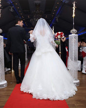 Load image into Gallery viewer, Lace-Wedding-Dresses
