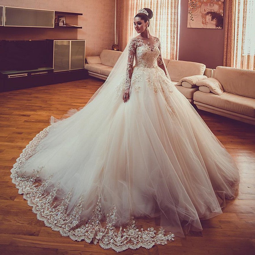 Vintage Lace Long Sleeves Ball Gown Wedding Dresses-alinanova