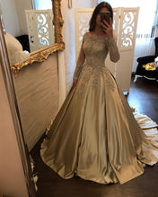 Load image into Gallery viewer, Vintage Lace Long Sleeves Satin Ball Gowns Wedding Dresses
