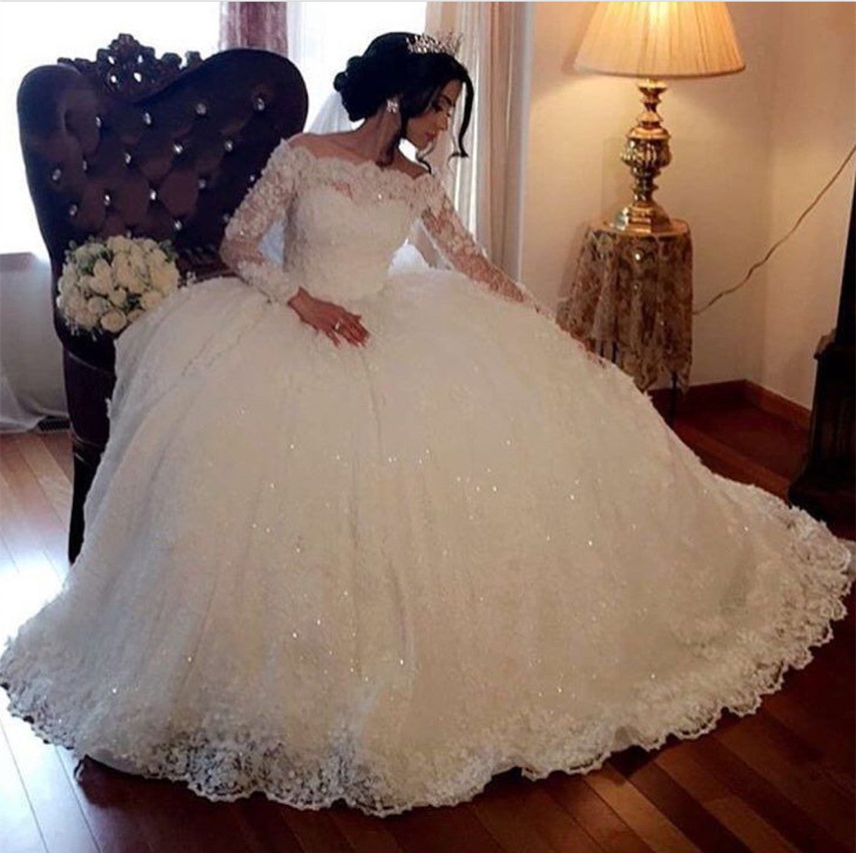 Vintage Lace Off Shoulder Wedding Dresses Long Sleeves Ball Gowns Vintage Lace Off Shoulder Wedding Dresses Long Sleeves Ball Gowns