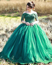 Load image into Gallery viewer, Vintage Tulle Ball Gowns Wedding Dresses Lace Embroidery V-neck-alinanova
