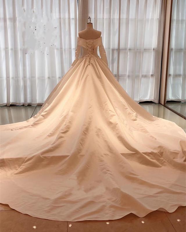 Vintage Wedding Dress Satin Long Sleeves Ball Gown Off Shoulder Vintage Wedding Dress Satin Long Sleeves Ball Gown Off Shoulder