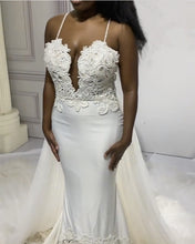 Load image into Gallery viewer, Sweetheart Mermaid Wedding Dress
