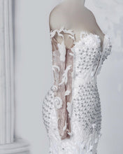 Load image into Gallery viewer, Illusion Neck Wedding Dress Mermaid Long Sleeves
