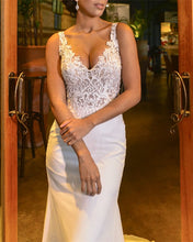 Load image into Gallery viewer, Boho Lace V Neck Mermaid Wedding Dress
