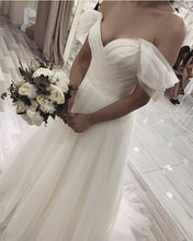 Load image into Gallery viewer, Elegant Pleated Tulle Wedding Dress A-line Off Shoulder
