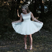 Load image into Gallery viewer, White Lace Appliques Tulle Homecoming Dresses Pearl Beaded Prom Dress Short-alinanova

