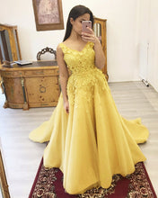 Load image into Gallery viewer, Yellow Prom Dresses Appliques
