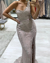 Load image into Gallery viewer, One Shoulder Lace Mermaid Split Dresses
