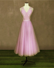 Load image into Gallery viewer, Elegant Pleated Tulle Midi Prom Party Dresses
