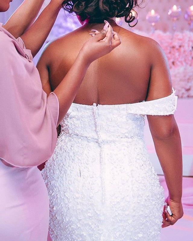 plus size mermaid wedding dress with bling Plus Size Mermaid Wedding Gowns Lace Embroidery Off Shoulder