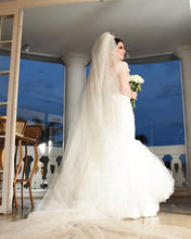 Load image into Gallery viewer, Lace Mermaid Wedding Dress Tulle Off The Shoulder
