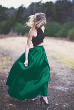 Load image into Gallery viewer, black crop top taffeta ball gowns prom dresses two pieces
