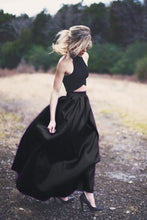 Load image into Gallery viewer, black crop top taffeta ball gowns prom dresses two pieces
