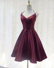 Load image into Gallery viewer, Burgundy Homecoming Dresses For Short Girls
